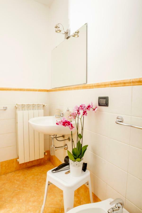 I Balconi Di San Domenico Apartman Palermo Kültér fotó